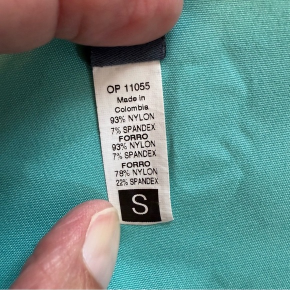 Maaji pink , blue and white swimsuit reversible lined size S woman’s - Picture 7 of 8